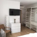 아파트 Lasiesta *